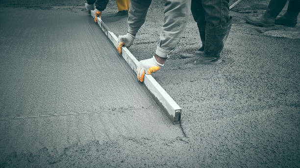 Best Custom Concrete Contractor  in Bay Shore, NY